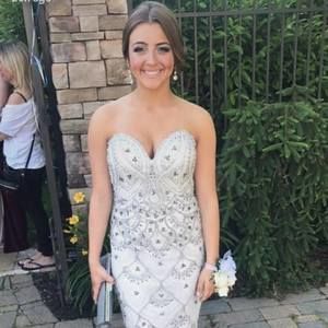 Meet your Posher, Nicola